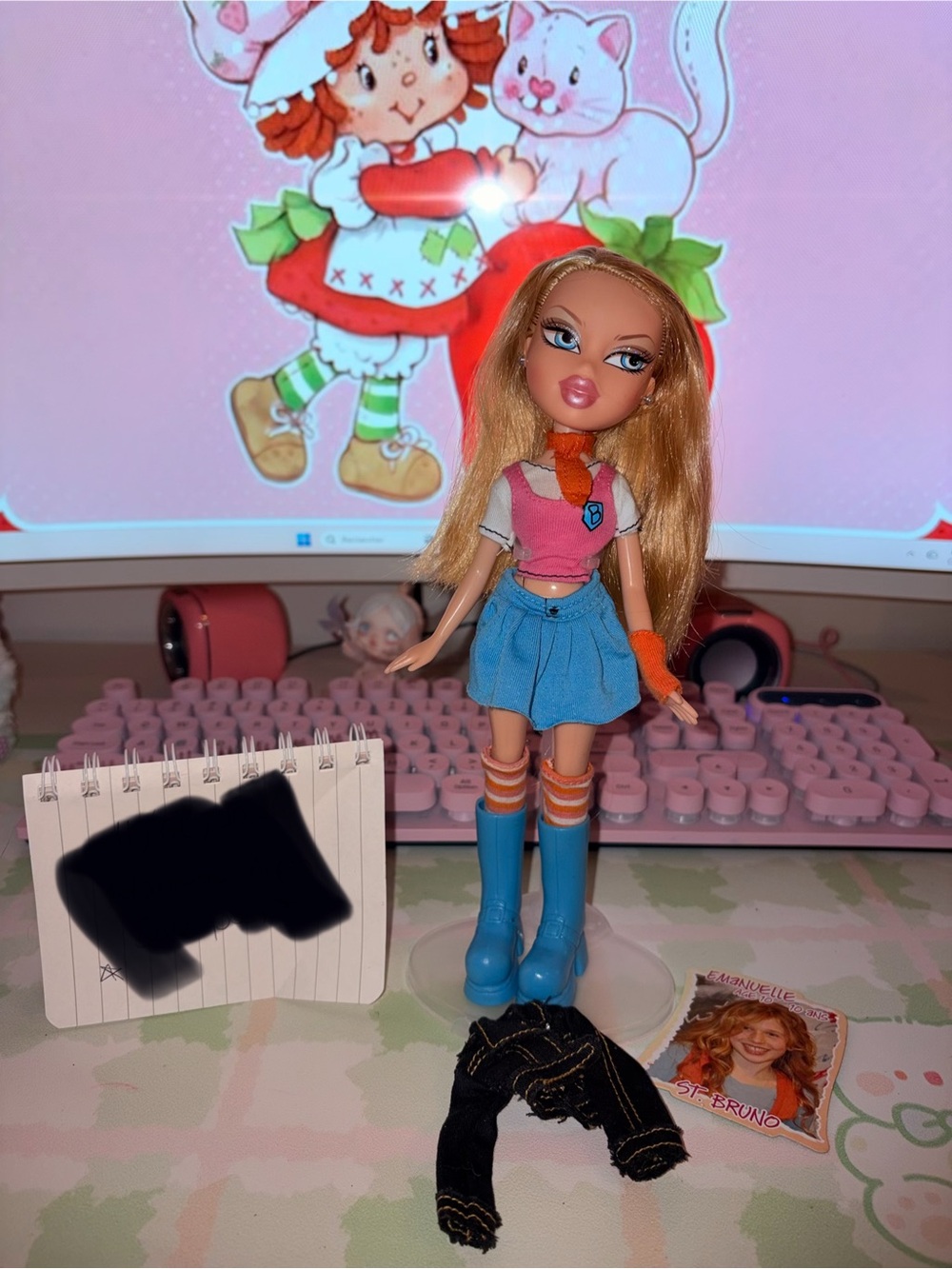 Bratz doll design by you Emanuelle